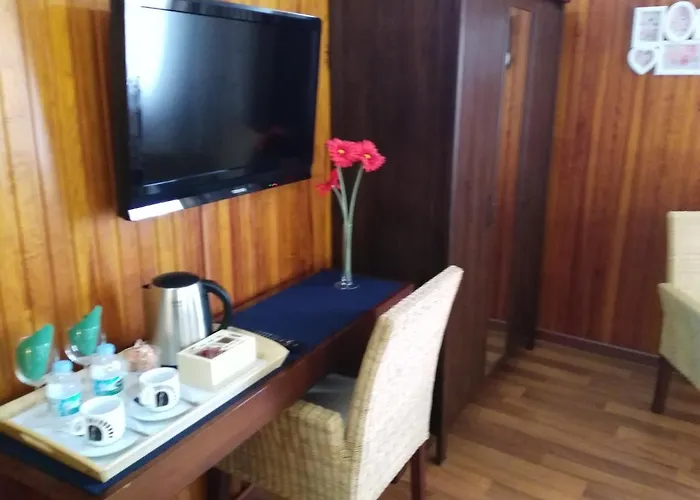 Tu Sitio אורחן *